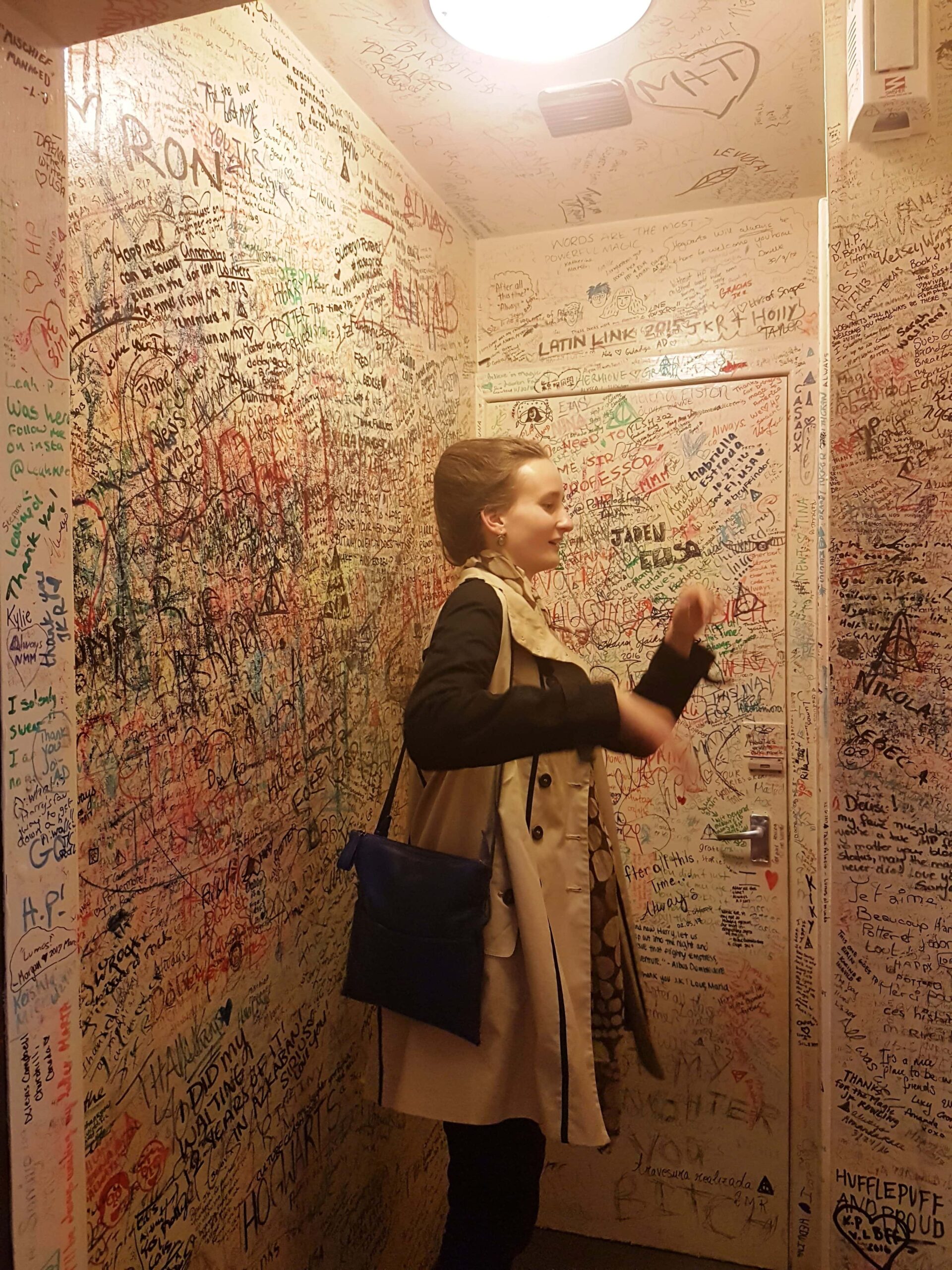 The Magnificent loos, fromthecornertable, from the corner table, food blog, travel tuck-in talk, culinary experiences, scotland delicacies, scotland diaries