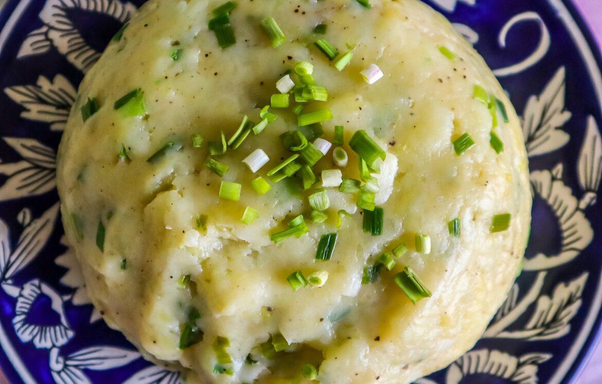 27aaa-green-garlic-mashed-potatoes-3
