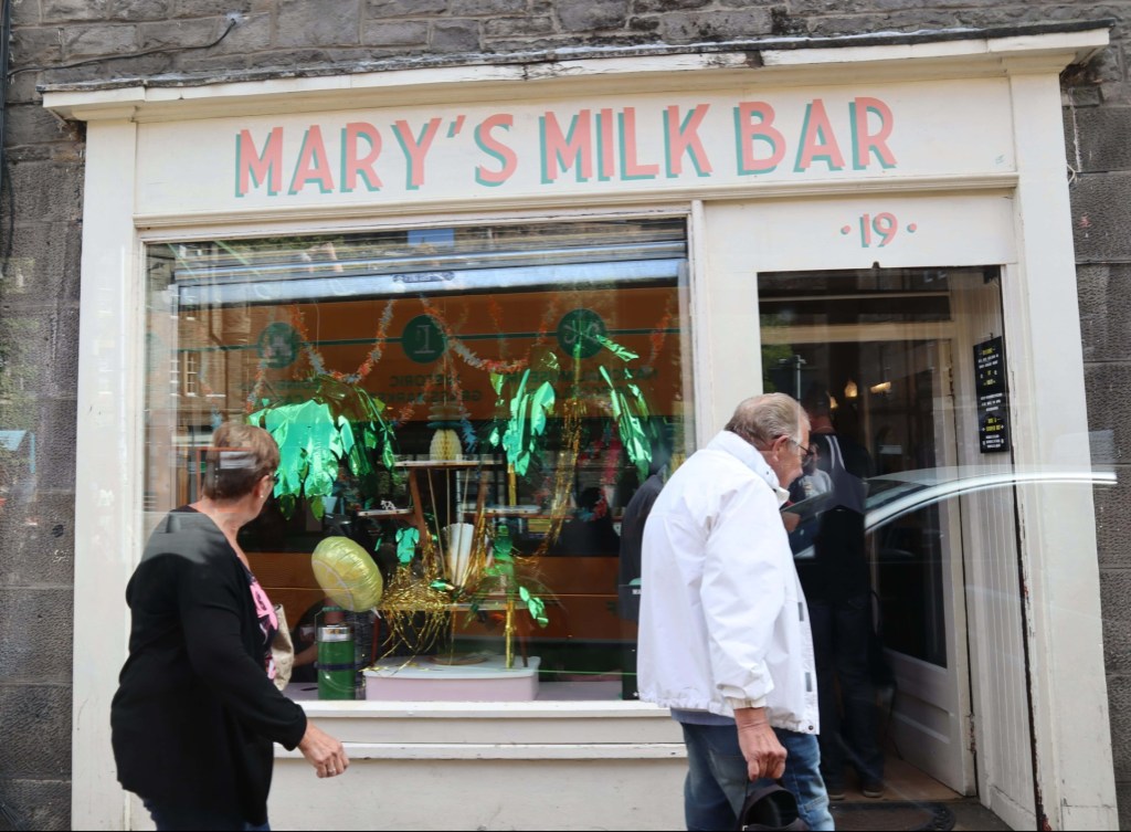 Mary's Milk Bar
Edinburgh
Must Eat
FromTheCornerTable
From The Corner Table