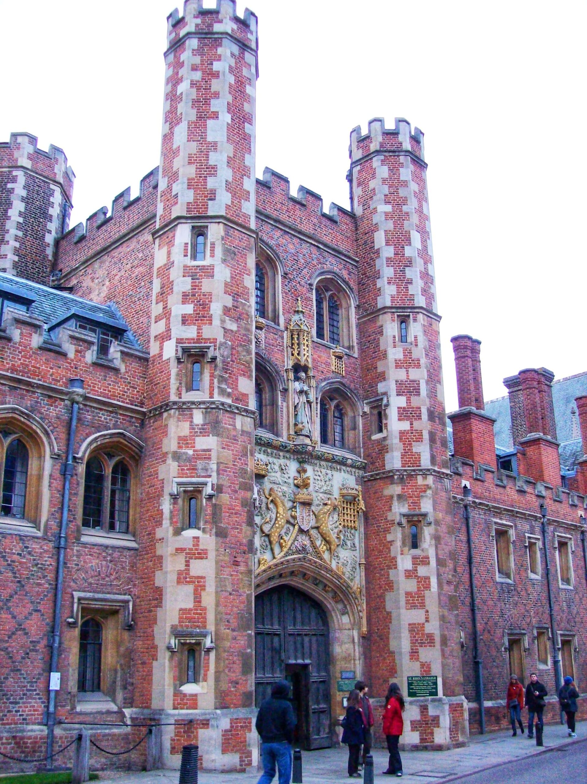 fromthecornertable, travelblog, travelblogger, england, englandcities, englandtowns, englandvillages, english, unitedkingdom, travelengland, travelUK, things-to-see, must-see-england, must-visit-england, cambridge, trinitycollege, collegetown, universityofcambridge, cambridgeuniversity