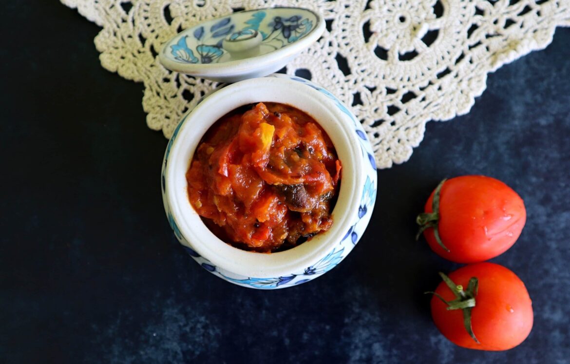 b8ae6-bengali-tomato-date-relish-8-1-2633346791-1554384381350