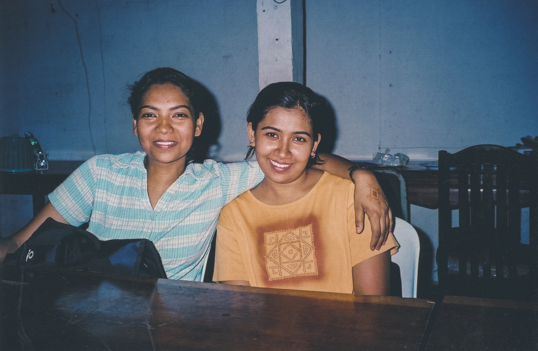 rapti-raka, from-the-corner-table, travel-blog, personal-photographs, copyright-images, first-foreign-trip, first-overseas-trip, travel-memories